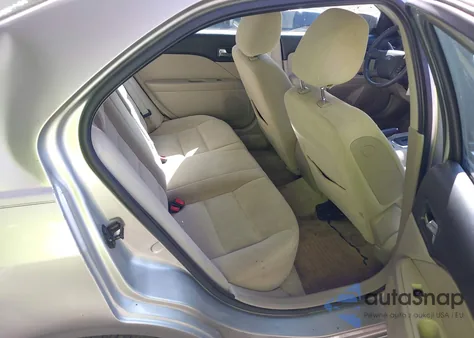 2009 Ford Fusion Se z USA, uszkodzony, nr VIN 3FAHP07Z29R156501